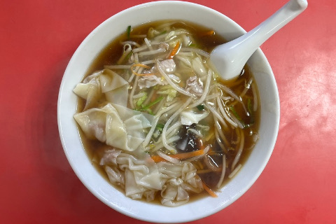 玉泉亭サンマーワンタンメン