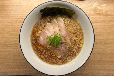 ラーメンGINZA_TON_BOX醤油ラーメン